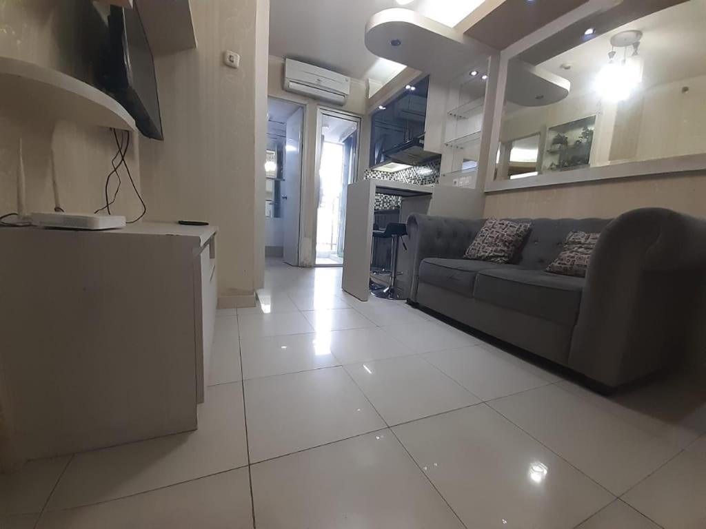 Apartemen Bassura City By Globy Property จาการ์ตา ภายนอก รูปภาพ