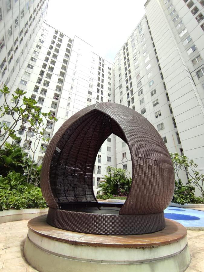 Apartemen Bassura City By Globy Property จาการ์ตา ภายนอก รูปภาพ